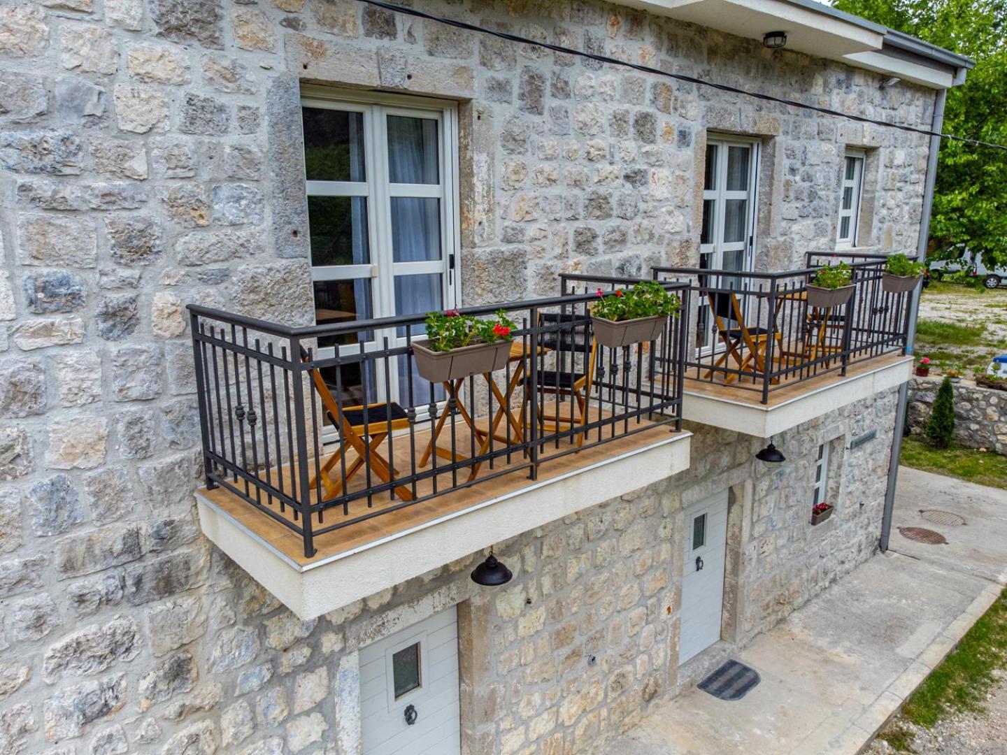 Skala Luxury Rooms Cetinje Exterior photo